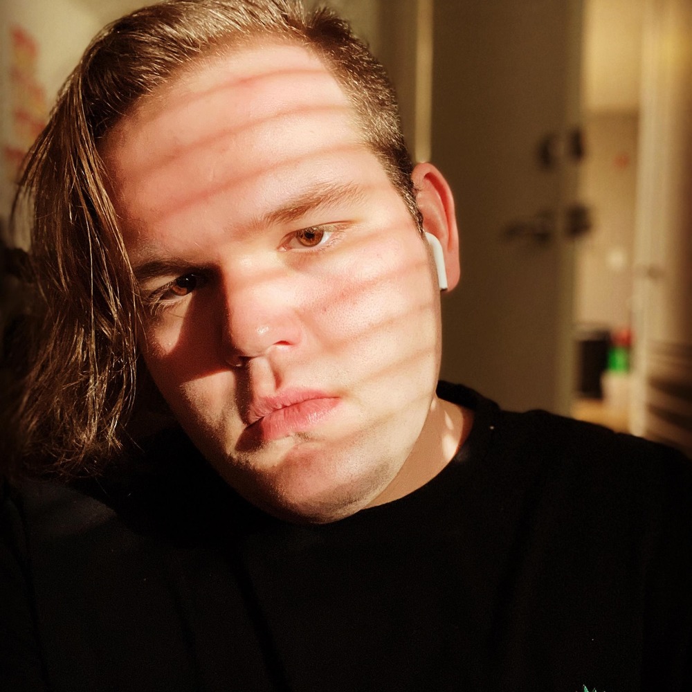 Meet your Posher, James